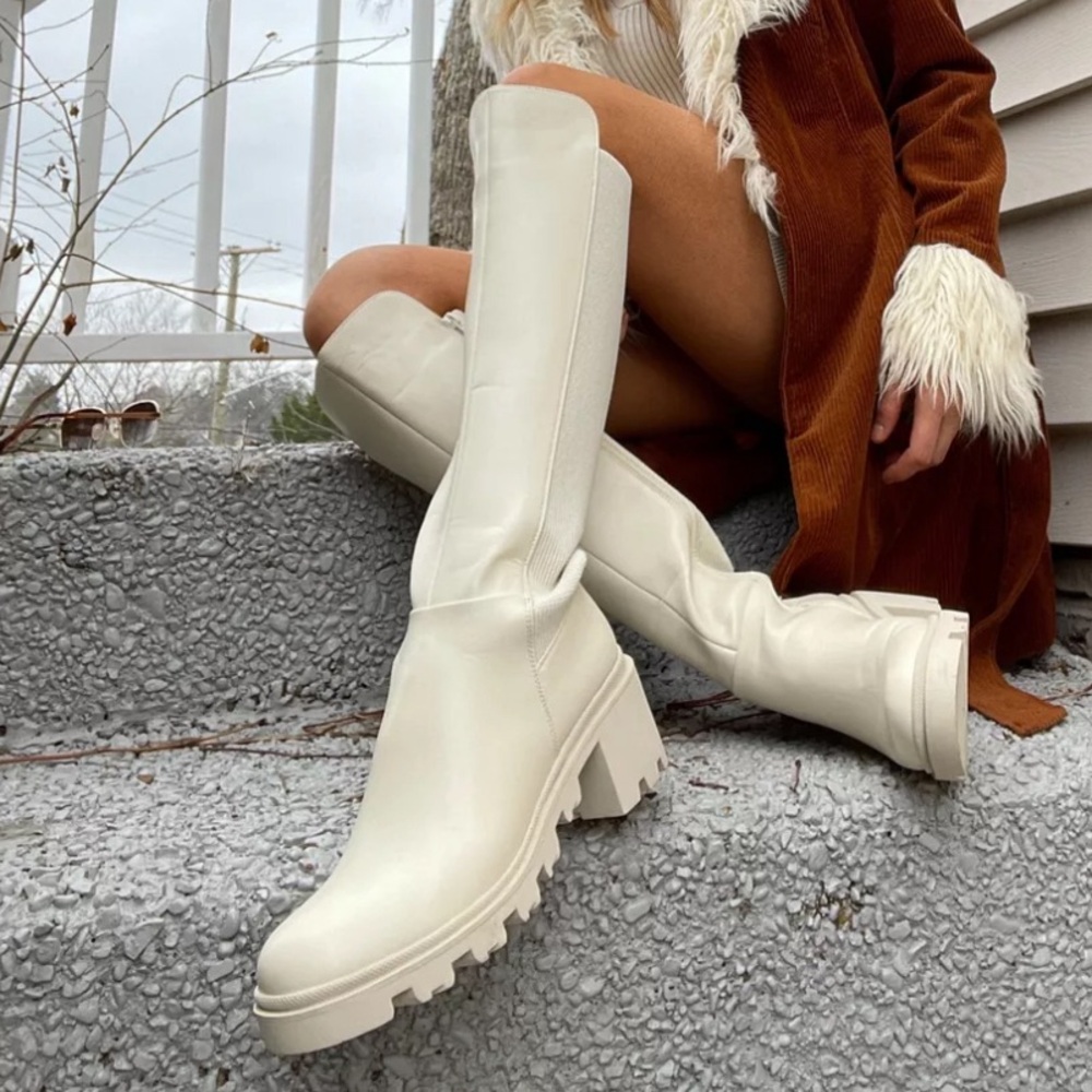 STEVE MADDEN Mana Boots
